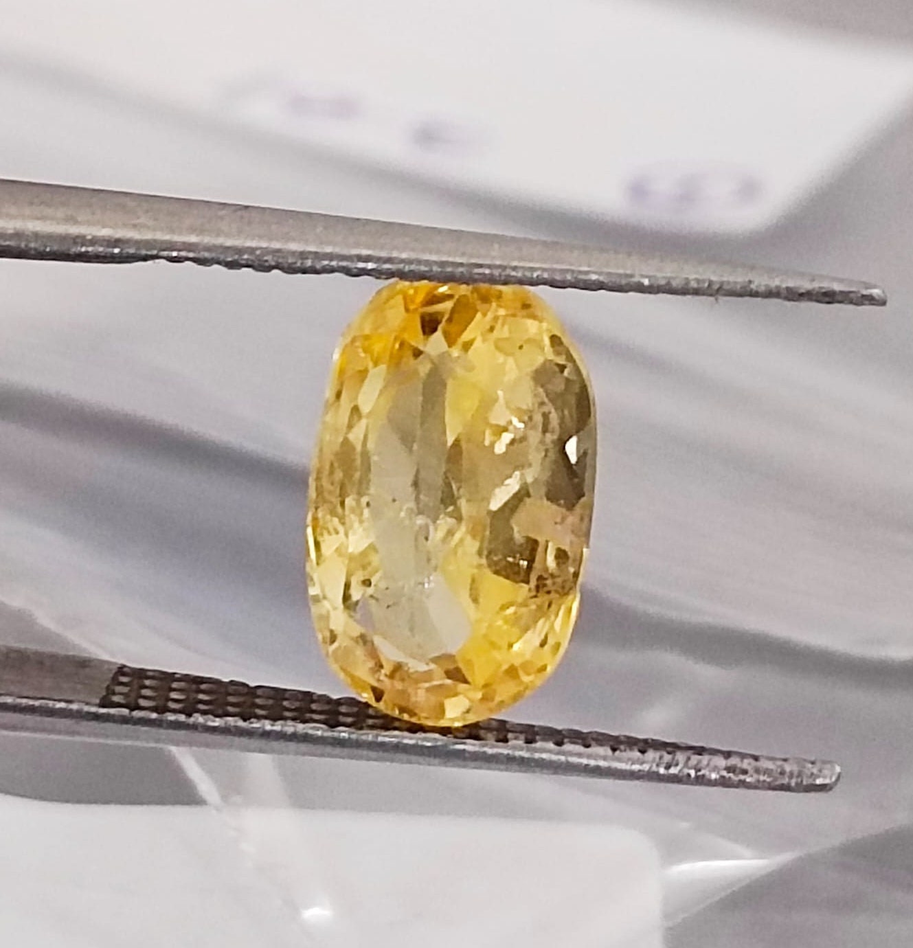 3.01ct Certified Beautiful Oval Cut Vivid Yellow Ceylon Sapphire, 100% Natural untreated Gemstone