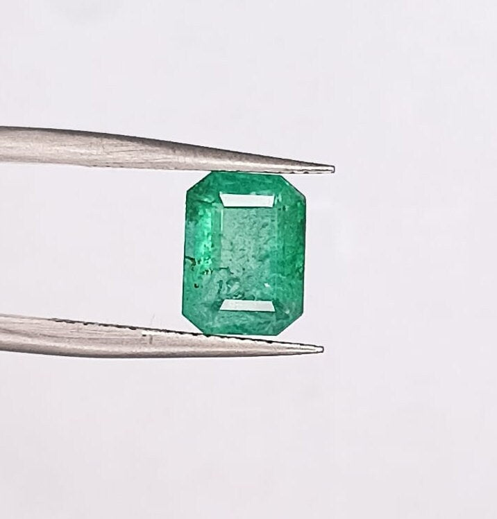 2.15ct Zambian Emerald, 100% Natural Gem