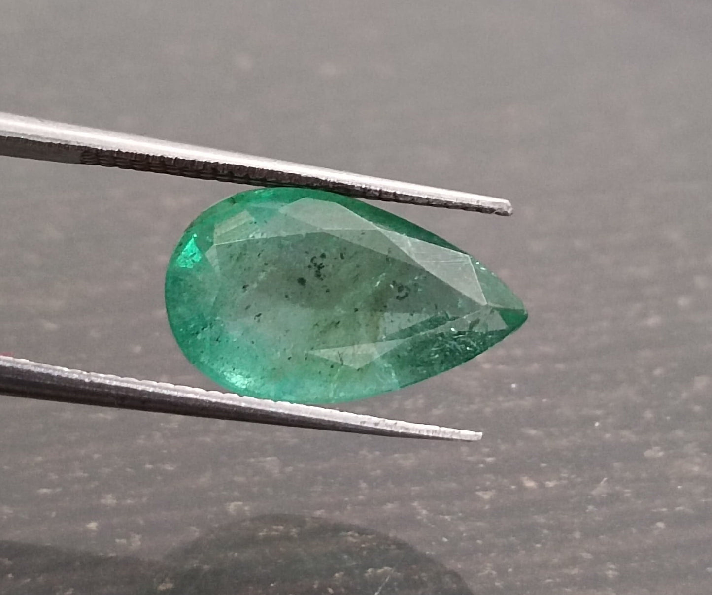 3.64ct Zambian Emerald , 100% Natural Gem