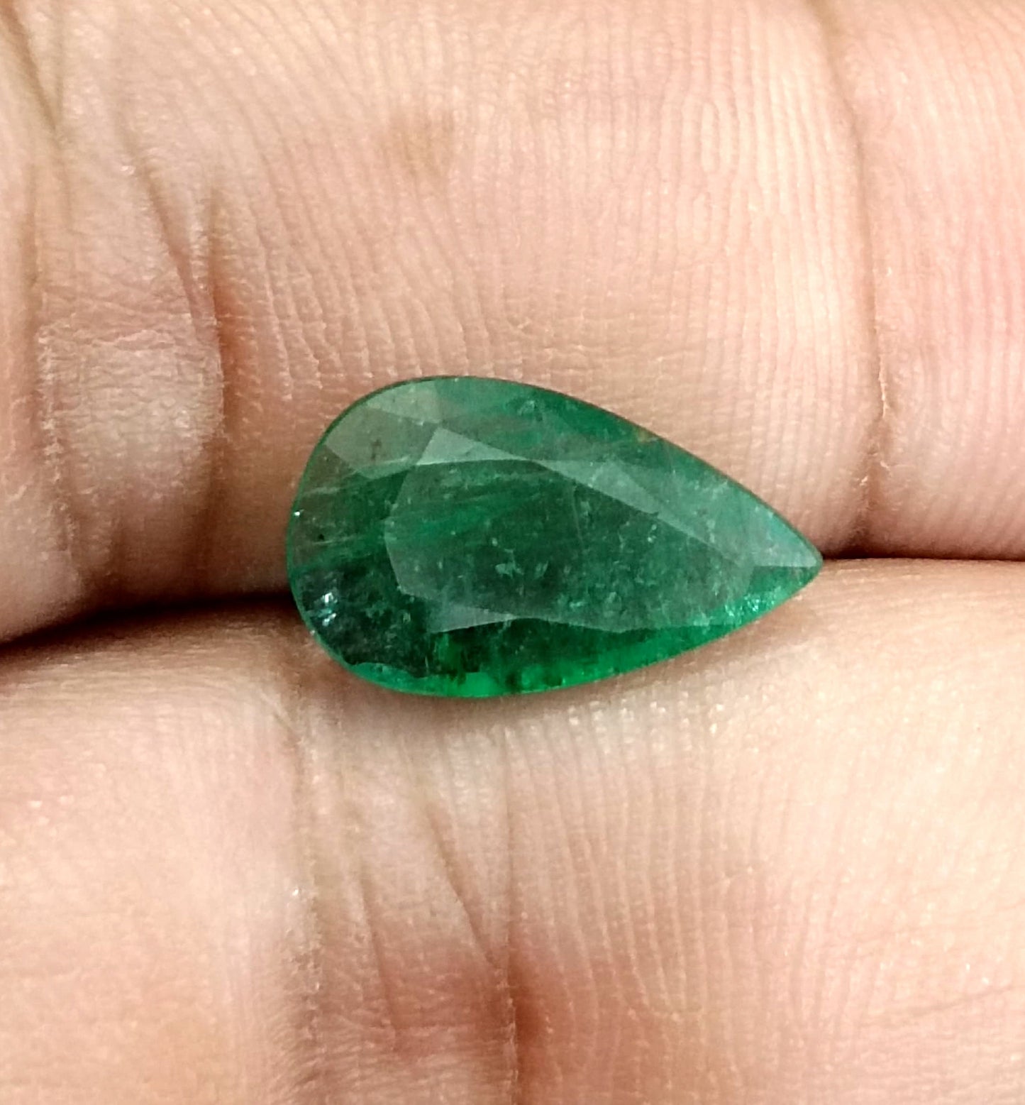 2.54ct Zambian Emerald, 100% Natural Earthmined Gem