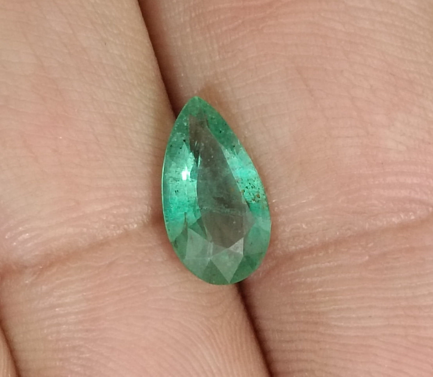 1.74ct Zambian Emerald, 100% Natural Earth mined Gem