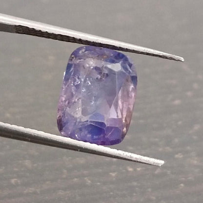 2.76ct Certified Blue Ceylon Sapphire, 100% Natural untreated Gem