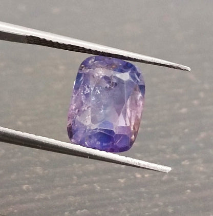 2.76ct Certified Blue Ceylon Sapphire, 100% Natural untreated Gem