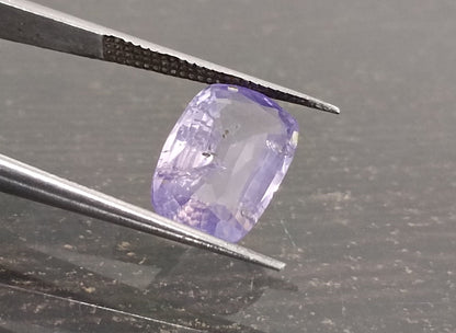 3.47ct Certified Blue Ceylon Sapphire, 100% Natural untreated Gemstone