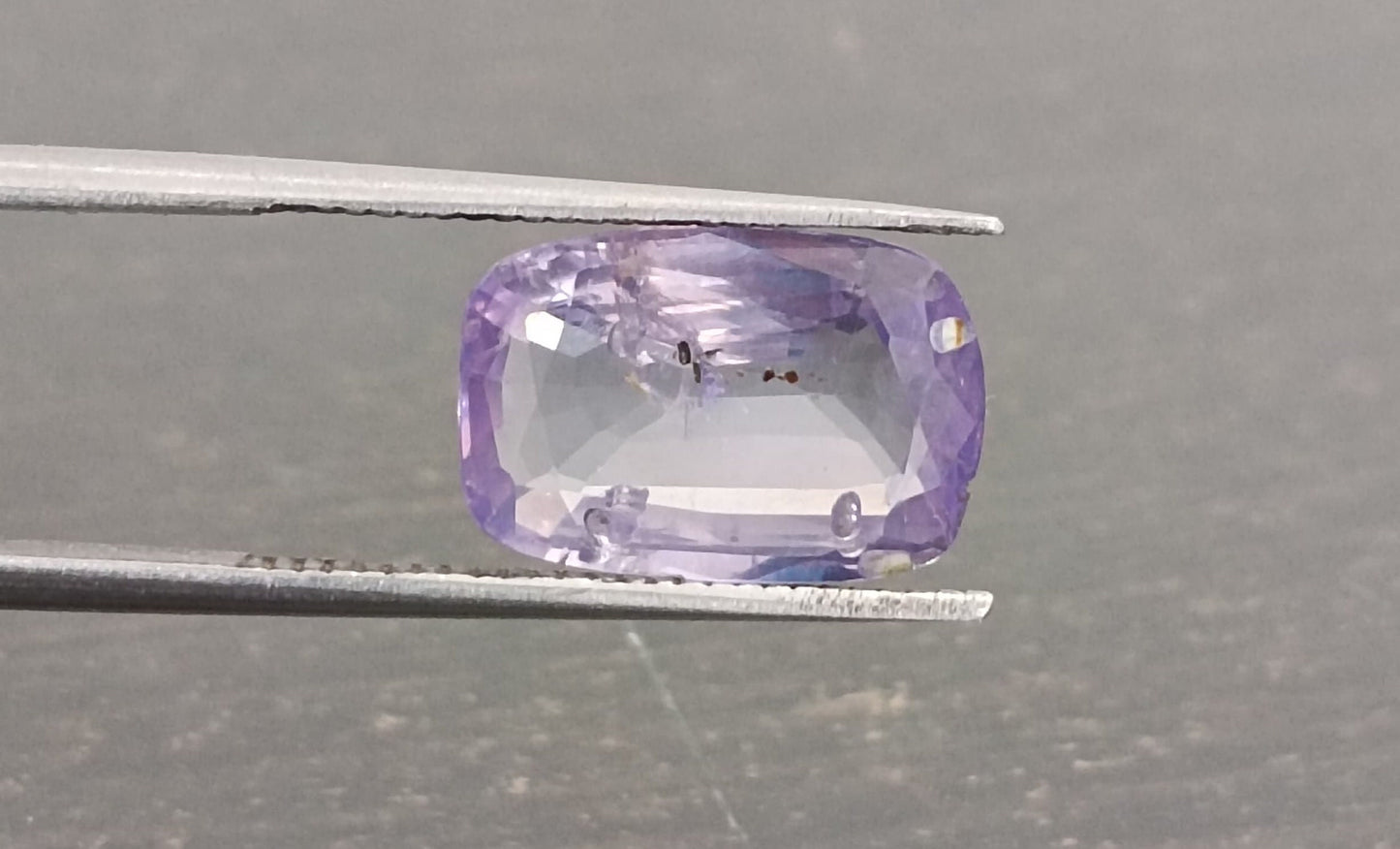 3.47ct Certified Blue Ceylon Sapphire, 100% Natural untreated Gemstone