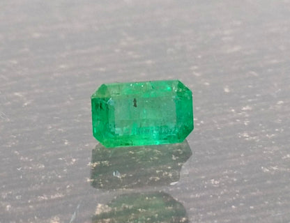 2.07ct Vivid Deep Golden Green Panjshir Emerald , 100% Natural Gem