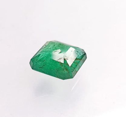 2.55ct Zambian Emerald , 100% Natural Gem