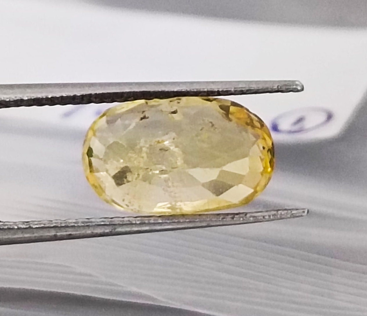 3.01ct Certified Beautiful Oval Cut Vivid Yellow Ceylon Sapphire, 100% Natural untreated Gemstone