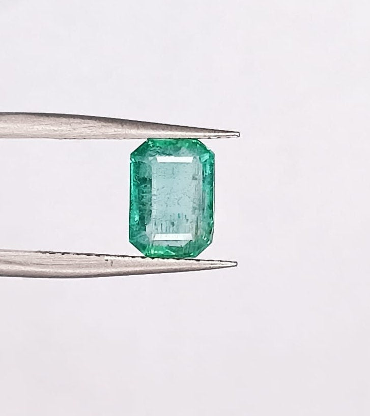 1.70ct Zambian Emerald , 100% Natural Gem