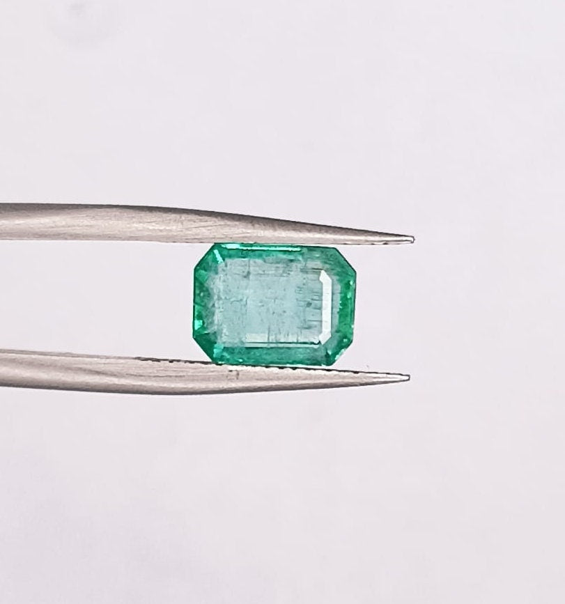 1.70ct Zambian Emerald , 100% Natural Gem