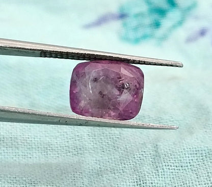 3.45ct Certified Purplish Pink Ceylon Sapphire, 100% Natural untreated Gem