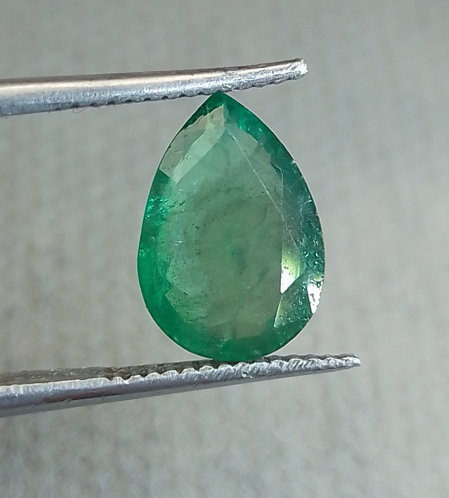 3.37ct Zambian Emerald, 100% Natural Earth mined Gem