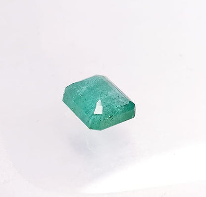 2.70ct Zambian Emerald , 100% Natural Gem