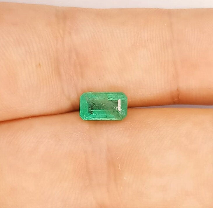 1.80ct Ethiopian Emerald , 100% Natural Gem