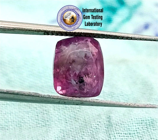 3.45ct Certified Purplish Pink Ceylon Sapphire, 100% Natural untreated Gem