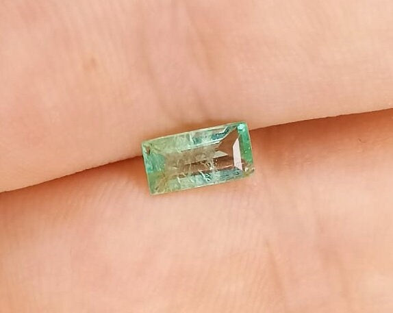 0.75ct  Ethiopian Emerald, 100% Natural Gem