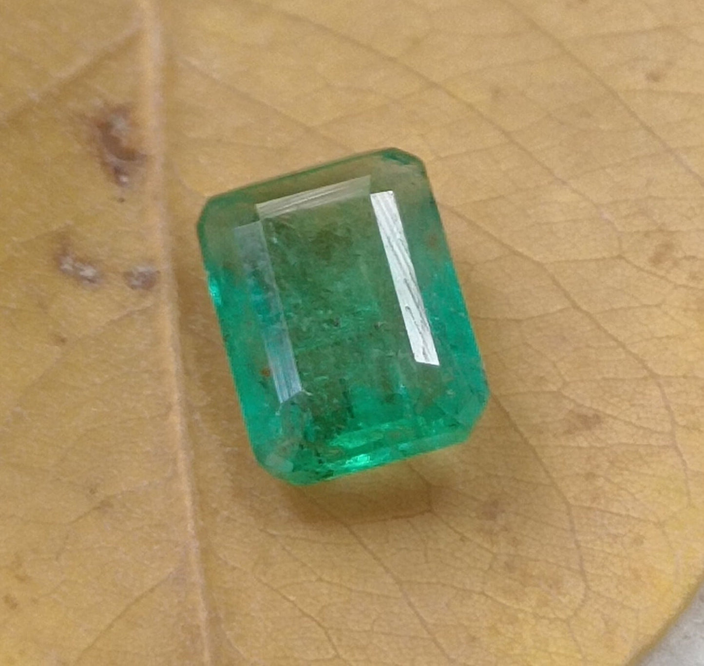 1.80ct Velvet Green Zambian Emerald , 100% Natural Earth Mined Gem.