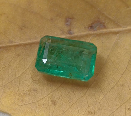 1.80ct Velvet Green Zambian Emerald , 100% Natural Earth Mined Gem.