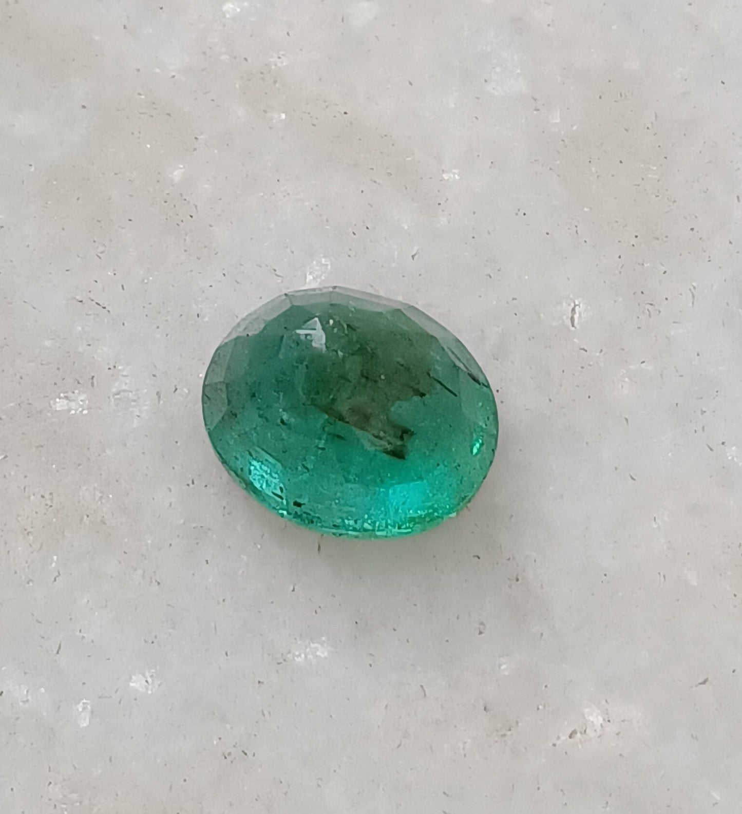 2.12ct Zambian Emerald , 100% Natural Earth Mined Gem.