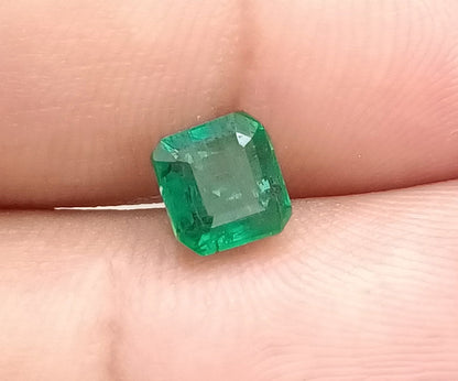 1.24ct Intense Deep Green Zambian Emerald , 100% Natural Earth Mined Gem.