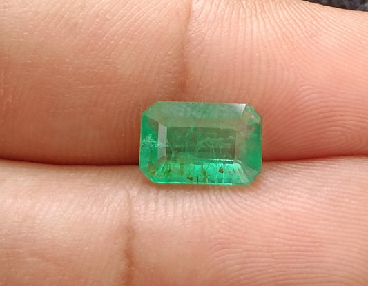 2.44ct Velvet Green Zambian Emerald , 100% Natural Earth Mined Gem.