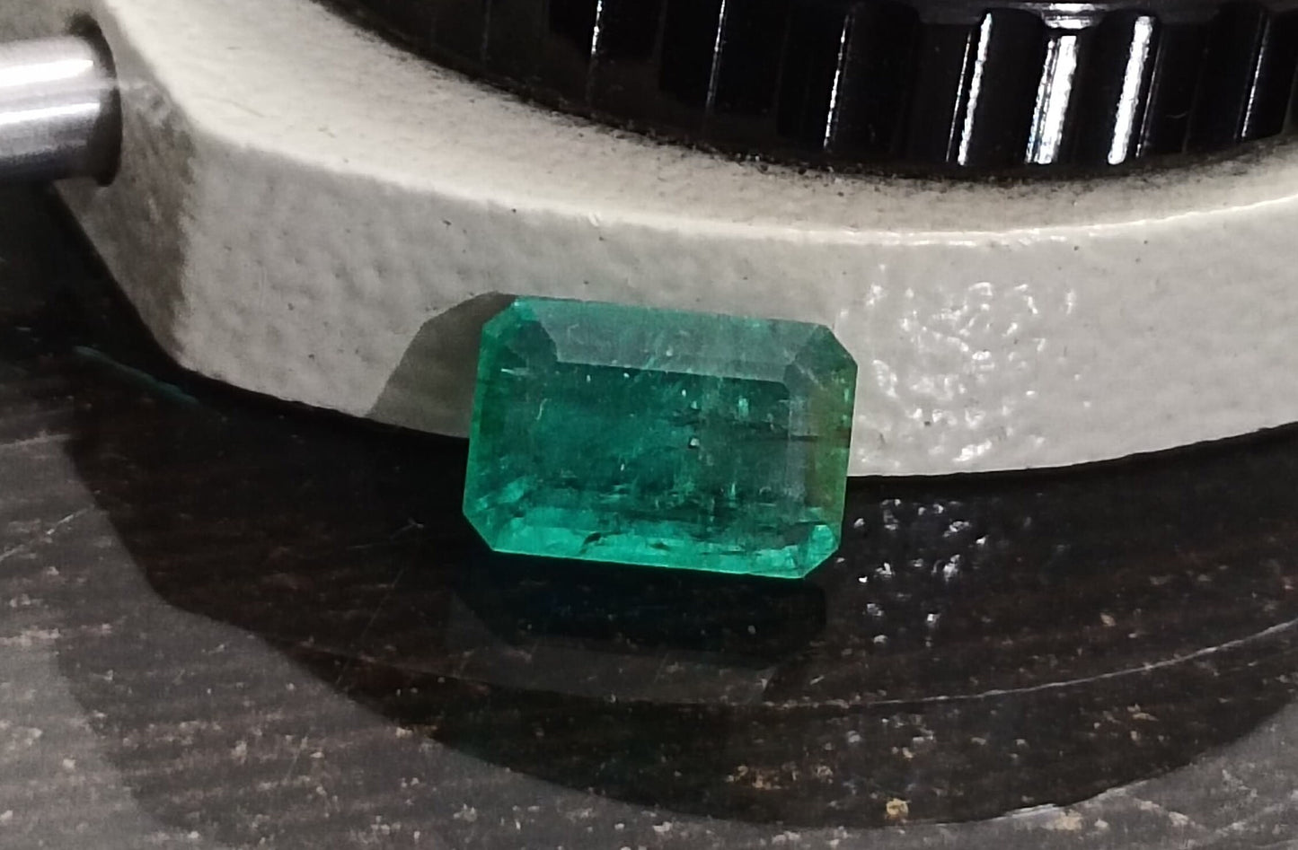 2.20ct  Zambian Emerald, 100% Natural Gem