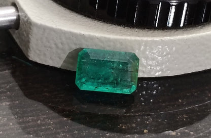 2.20ct  Zambian Emerald, 100% Natural Gem