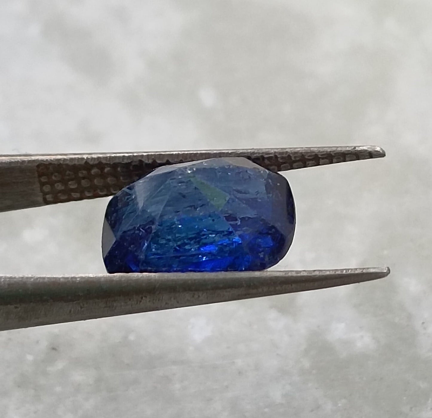 3.51ct IGI Certified Royal Blue Ceylon Sapphire, 100% Natural only heated Earth Mined Gemstone.