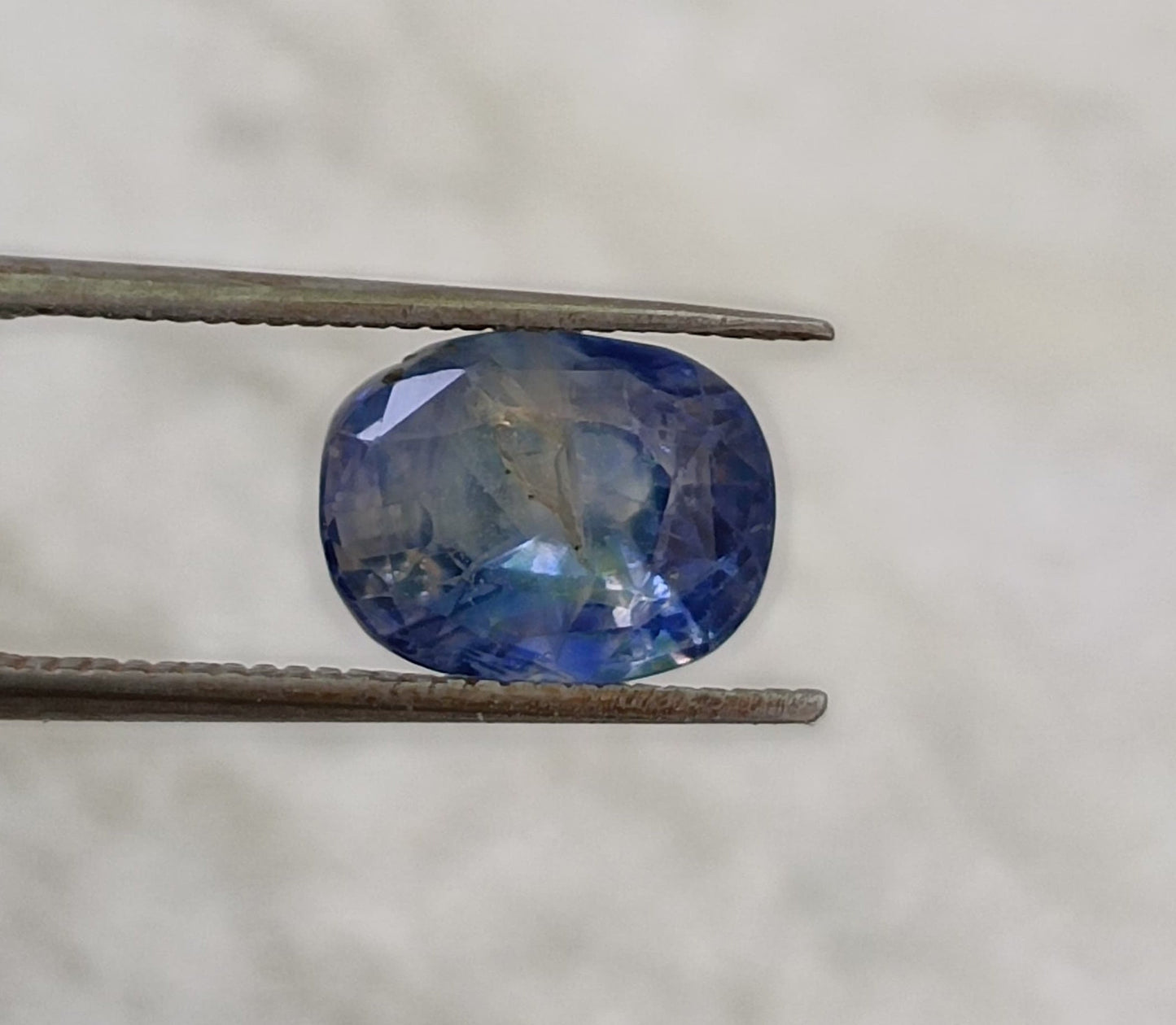 3.37ct IGI Certified Blue Ceylon Sapphire, 100% Natural untreated Gem