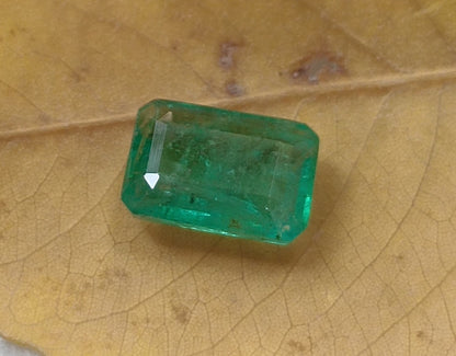 1.80ct Velvet Green Zambian Emerald , 100% Natural Earth Mined Gem.