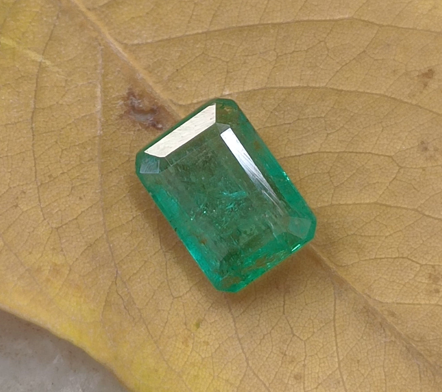 1.80ct Velvet Green Zambian Emerald , 100% Natural Earth Mined Gem.