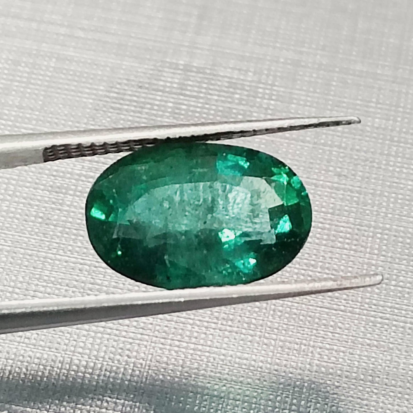 GSI Certified 3.33ct Full Luster Deep Green Zambian Emerald , 100% Natural Earth Mined Gemstone.