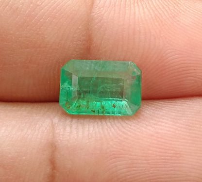 2.44ct Velvet Green Zambian Emerald , 100% Natural Earth Mined Gem.