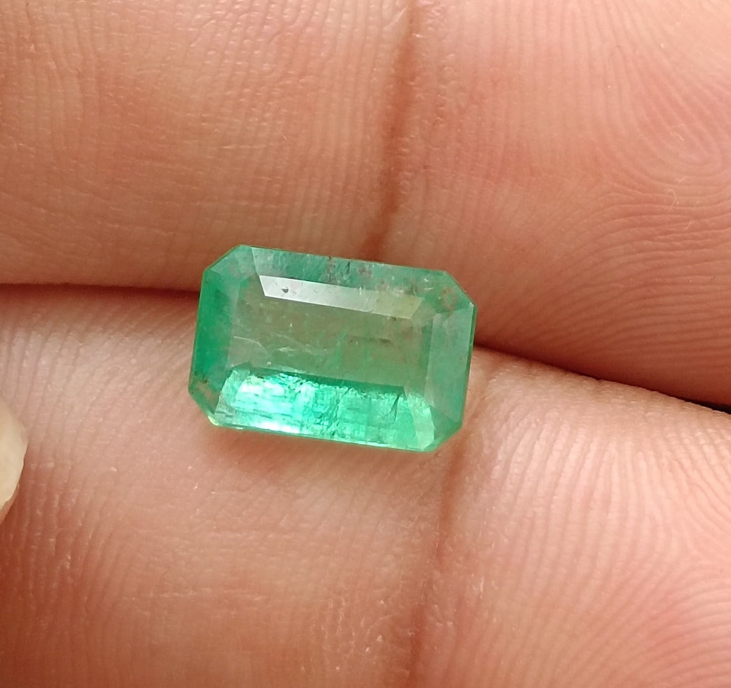 2.44ct Velvet Green Zambian Emerald , 100% Natural Earth Mined Gem.