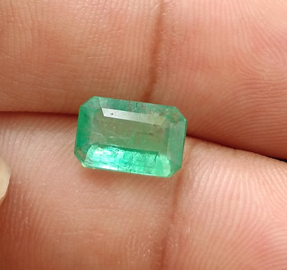 2.44ct Velvet Green Zambian Emerald , 100% Natural Earth Mined Gem.