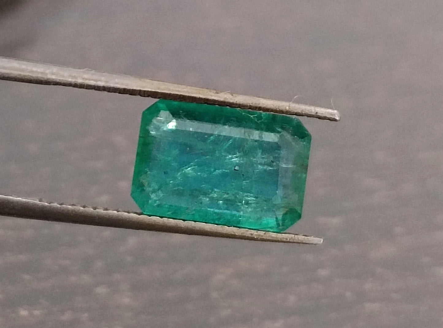 2.20ct  Zambian Emerald, 100% Natural Gem