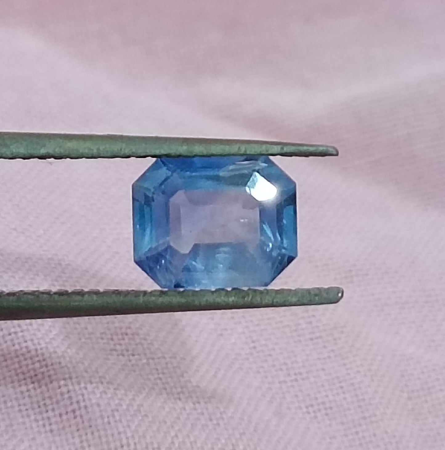 1,02 ct blauer Ceylon-Saphir, 100 % natürlicher unbehandelter Edelstein