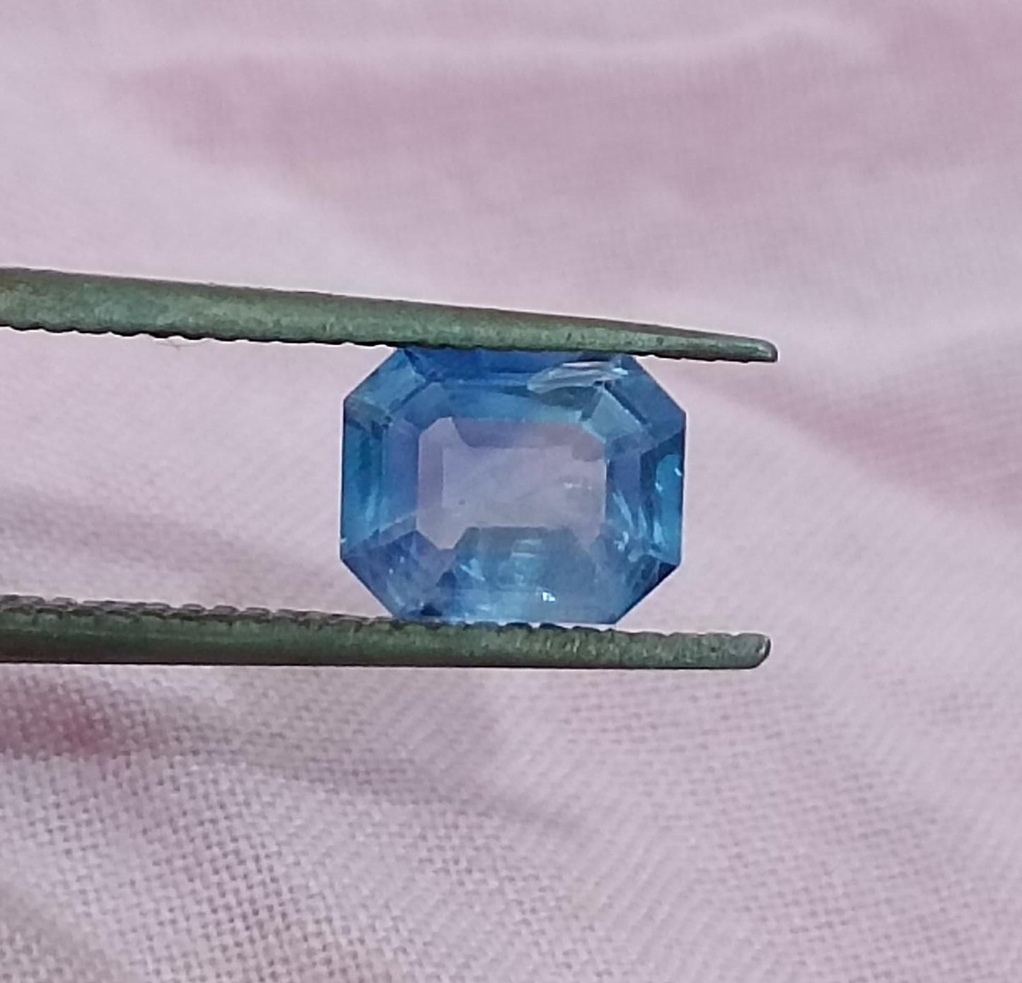 1,02 ct blauer Ceylon-Saphir, 100 % natürlicher unbehandelter Edelstein