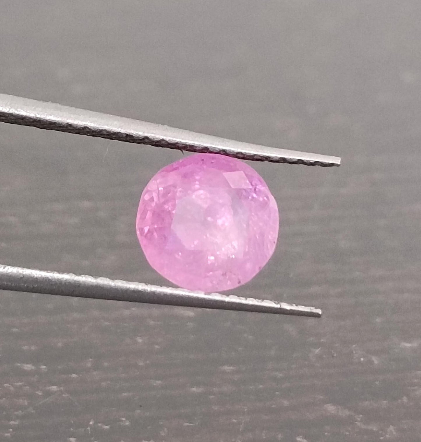 1.48ct Certified  Pink Ceylon Sapphire, 100% Natural untreated Gem