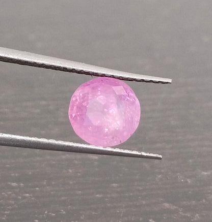 1.48ct Certified  Pink Ceylon Sapphire, 100% Natural untreated Gem