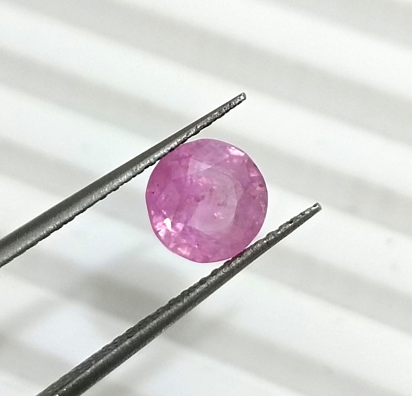 1.48ct Certified  Pink Ceylon Sapphire, 100% Natural untreated Gem