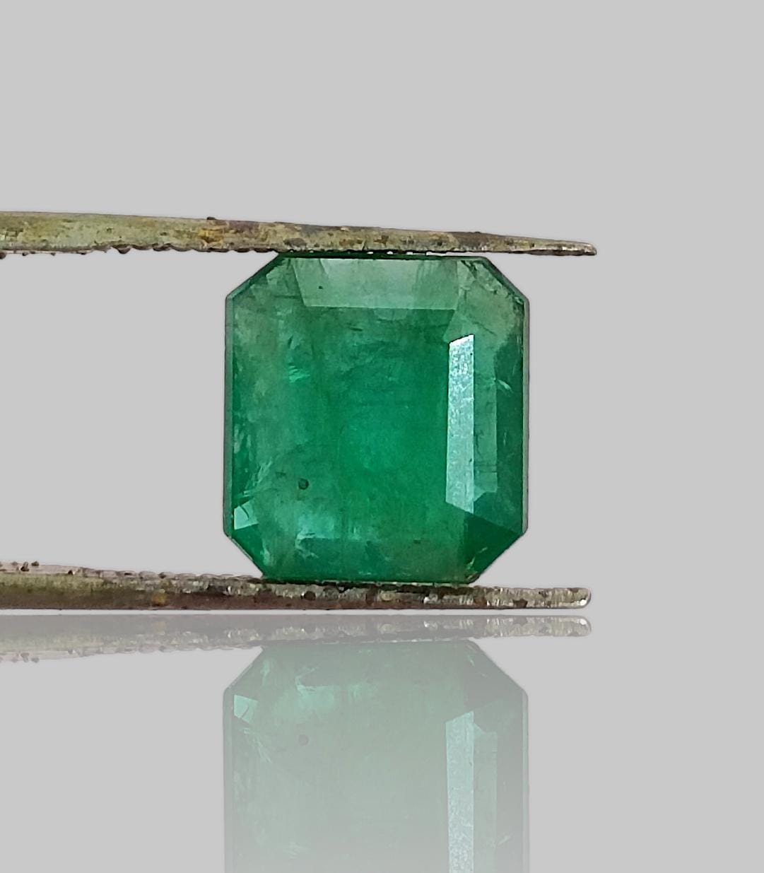 4.06ct Emerald Cut Zambian Emerald , 100% Natural Gemstone.