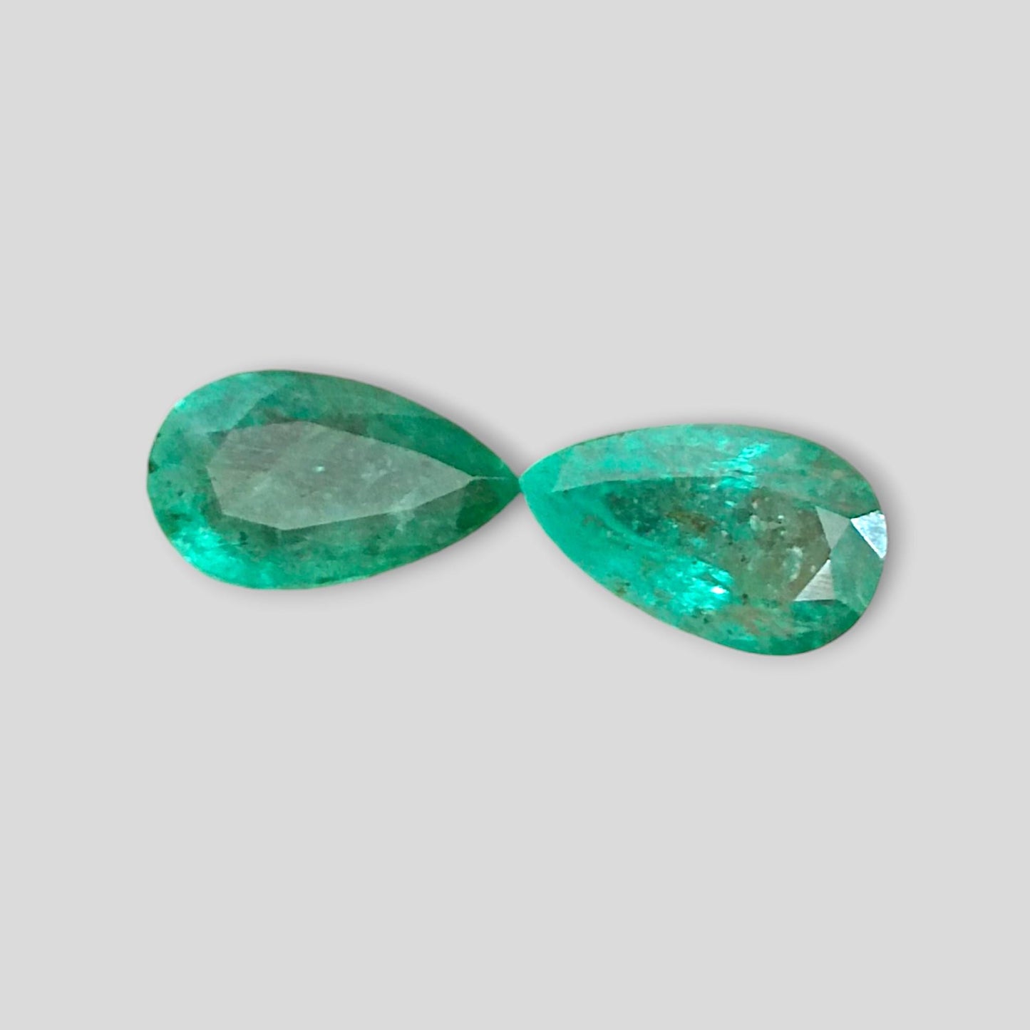 5.17ct Pear Cut Zambian Emerald Pair , 100% Natural Earth Mined Gemstones.