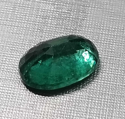 GSI Certified 3.33ct Full Luster Deep Green Zambian Emerald , 100% Natural Earth Mined Gemstone.