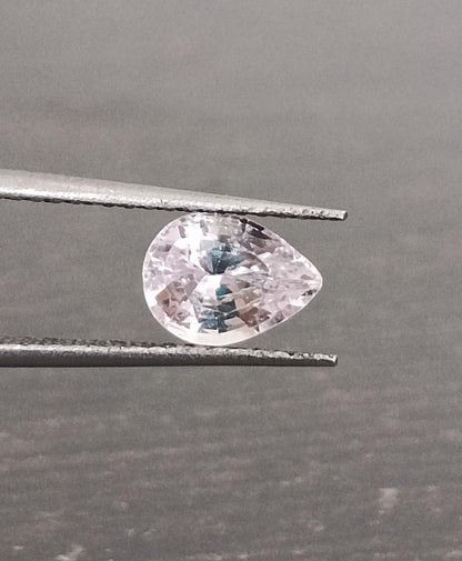 1.14ct Full luster White Sapphire, 100% Untreated Natural Gemstone.