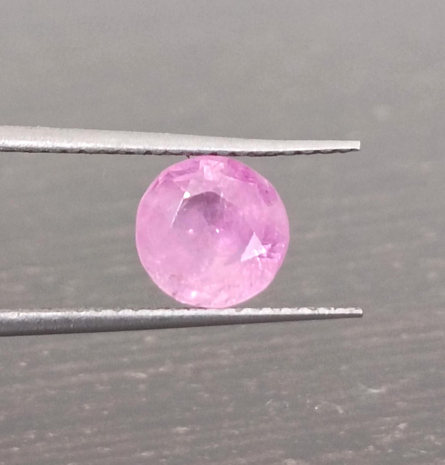 1.48ct Certified  Pink Ceylon Sapphire, 100% Natural untreated Gem