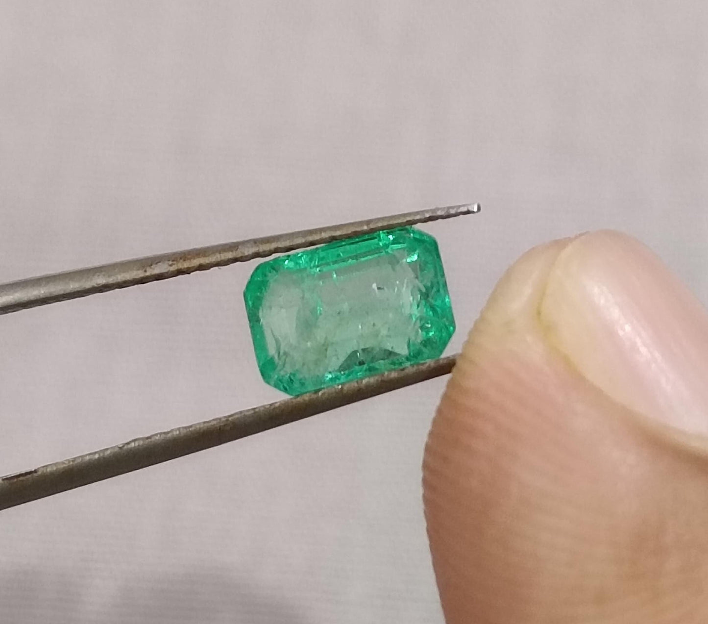 1.38ct Panjshir Emerald , 100% Natural Earth Mined Gem.