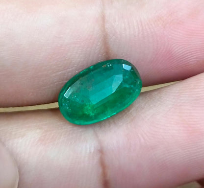 GSI Certified 4.36ct Deep Velvet Green Zambian Emerald , 100% Natural Earth Mined Gemstone.