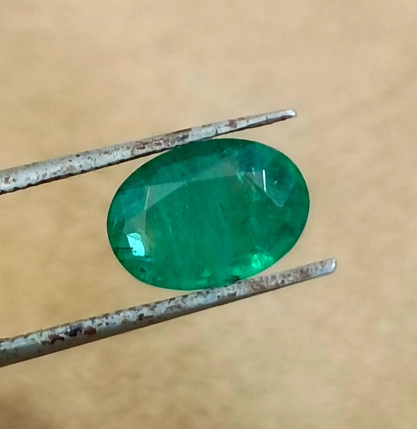 1.68ct Deep Glass Green Emerald , 100% Natural Earth Mined Gem.