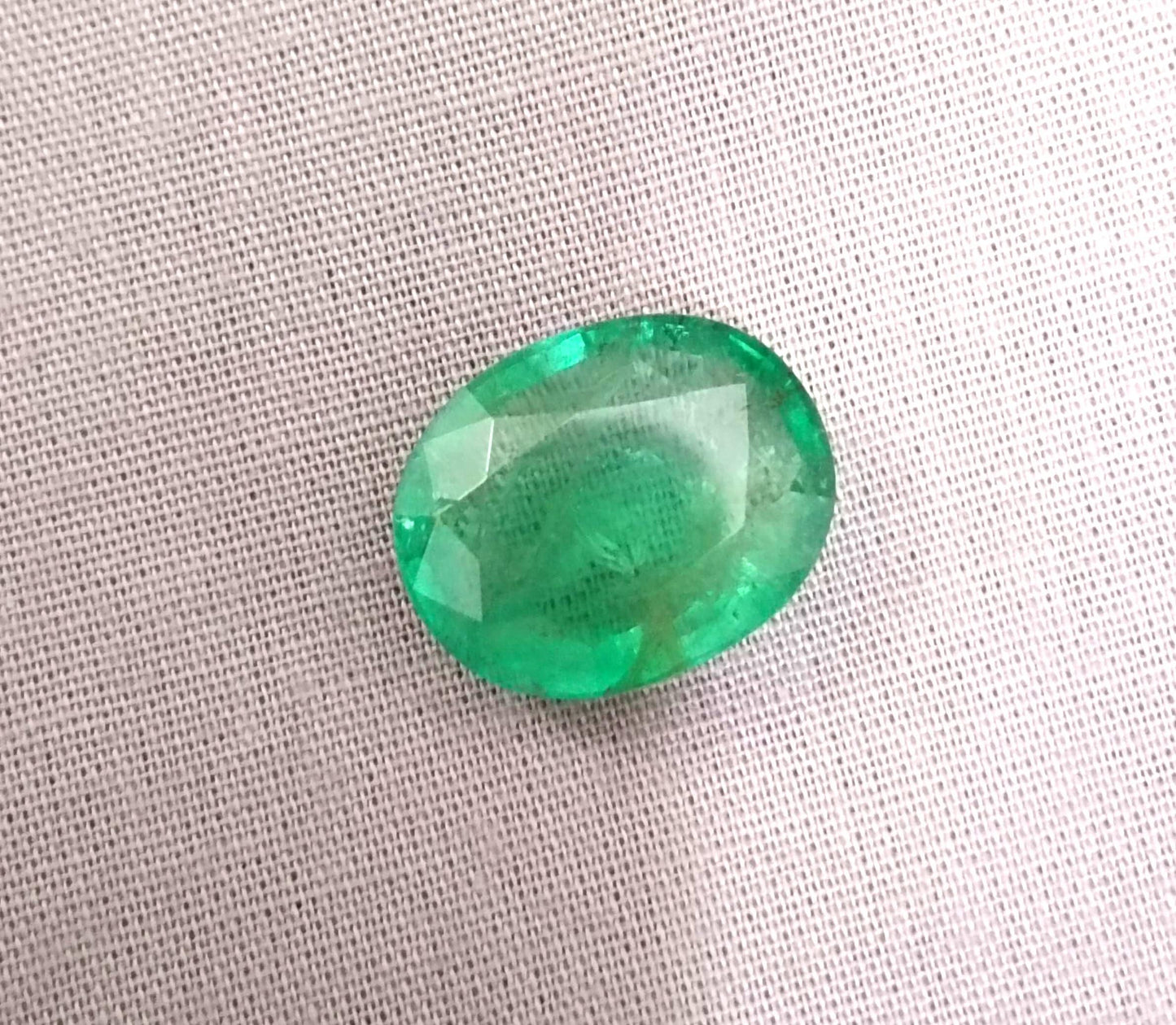 IGI Certified 13.36ct  Pakistan Oval Cut Full Luster Emerald, 100% Natural Earth Mined Gemstone.